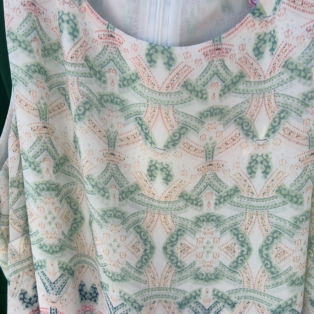 NWT CABi top - Picture 2 of 8